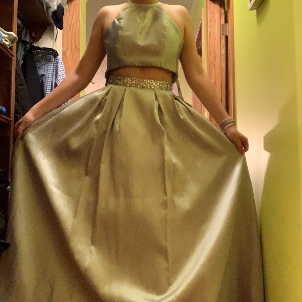 Silver gray two piece halter neck prom dress